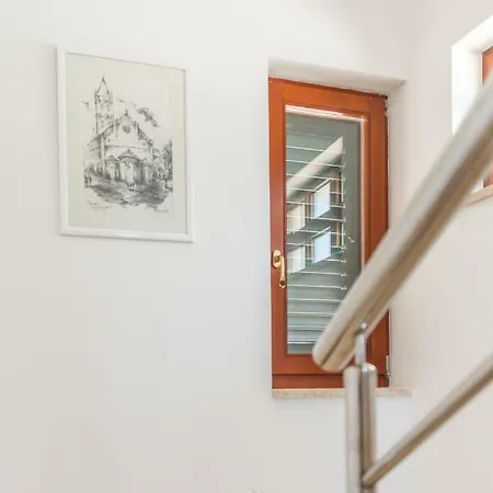 Boris Villa Trogir